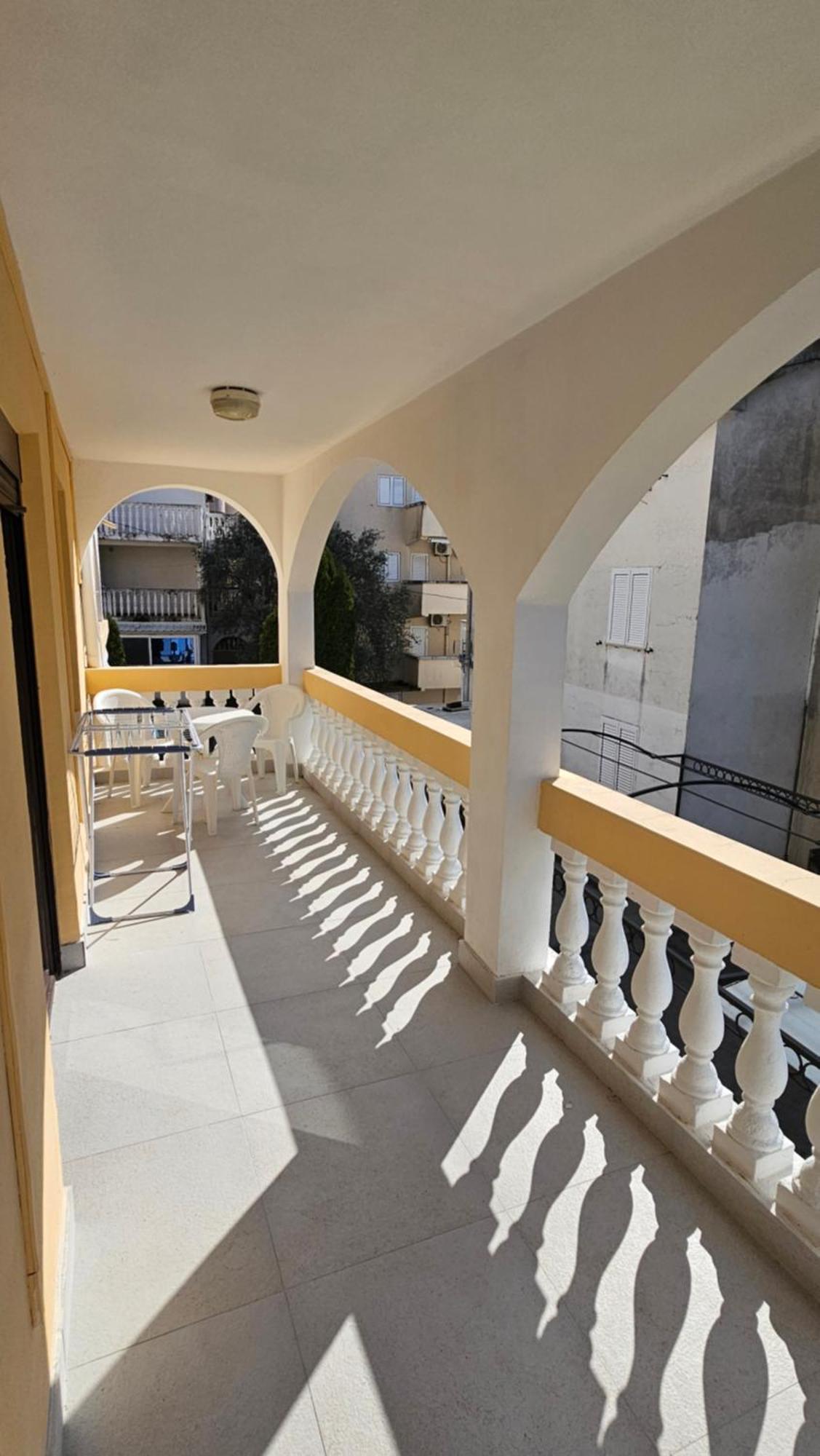 Apartmani Lime Petrovac Buitenkant foto