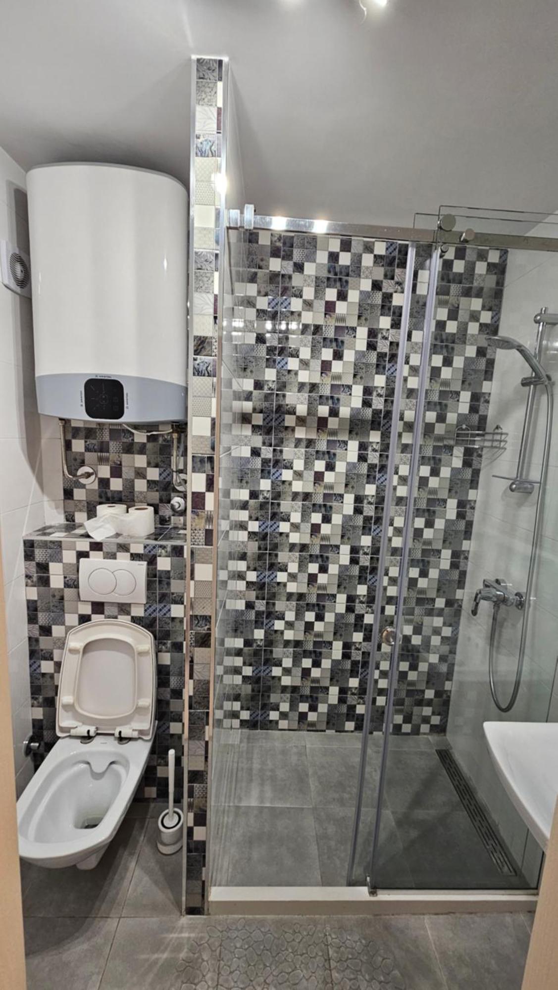 Apartmani Lime Petrovac Buitenkant foto
